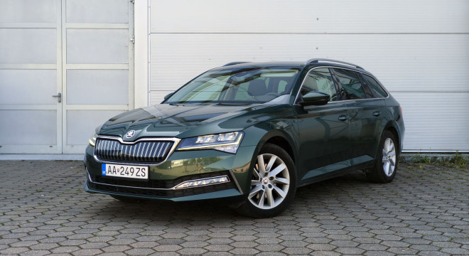 Škoda Superb Combi 1.4 TSI PHEV DSG