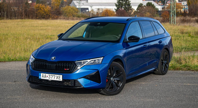 Škoda Octavia Combi VRS 195kW DSG Webasto, Virtual Cockpit