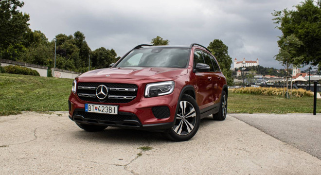 Mercedes-Benz GLB 200d 4MATIC A/T