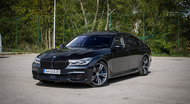 BMW M760Li xDrive, Msport, Webasto, Panoráma, Laser, 4x masáž, TV, super stav