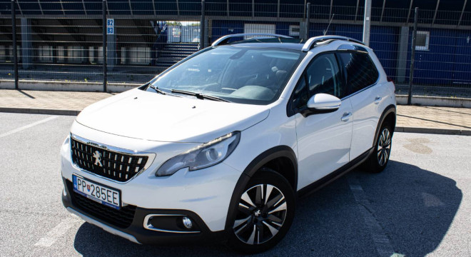 Peugeot 2008 1.6 BlueHDi 100 Allure
