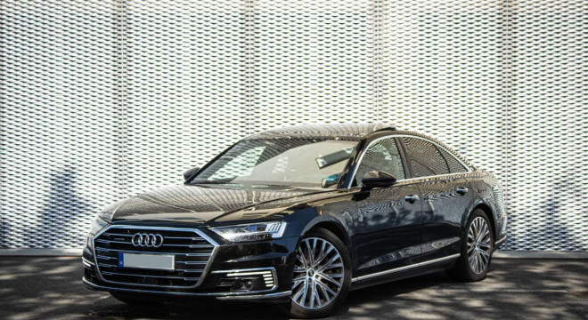 Audi A8 60 TFSI-e V6 a plug-in hybrid quattro tiptronic, nelakované, masáž, pano,webasto