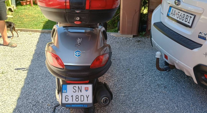 Piaggio MP3 RST
