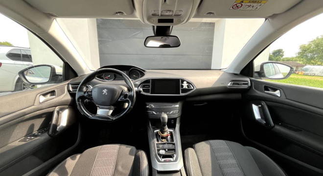 Peugeot 308 1.2 PureTech S&S 130 Allure EAT6