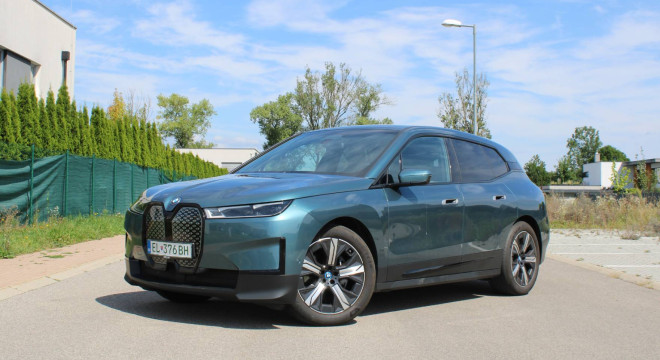 BMW iX 40 xDrive