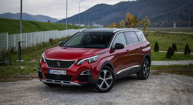 Peugeot 5008 1.6 PureTech 180K GT Line, 1. Majiteľ, Slovenské, I-cockpit, 7miestne