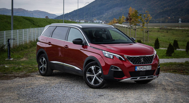 Peugeot 5008 1.6 PureTech 180K GT Line, 1. Majiteľ, Slovenské, I-cockpit, 7miestne