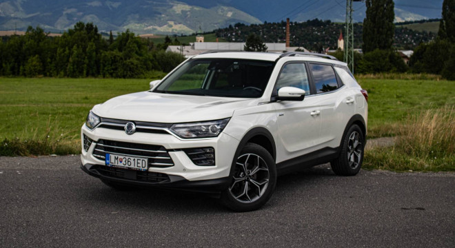 SsangYong Korando 4X4 1.5 LPG M6 Virtual, Kamera, Carplay, Android Auto, Ťažné