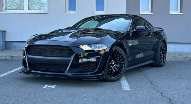Ford Mustang GT 5.0 manuál