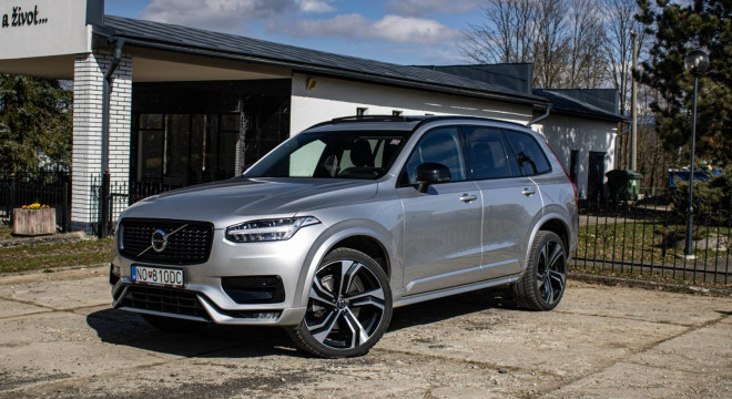 Volvo XC90 XC 90 B5 235k Drive-E R-Design AWD A/T 7m