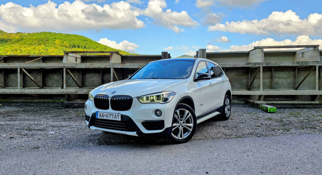 BMW X1 sDrive 18d Sport Line A/T