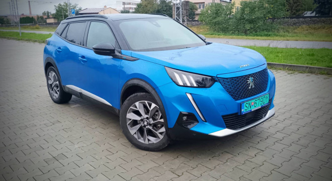 Peugeot 2008 e- GT Pack 136k