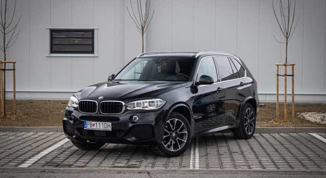 BMW X5 30d xDrive Mpacket, Webasto, nočné, harman, LED, ťažné, 360, softclose