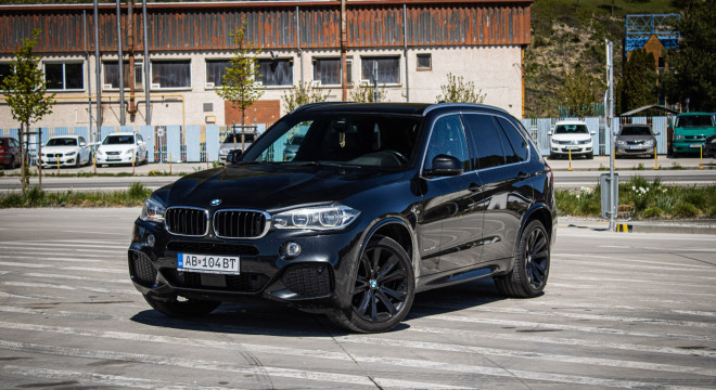 BMW X5 30d xDrive Mpacket, Webasto, nočné, harman, LED, ťažné, 360, softclose