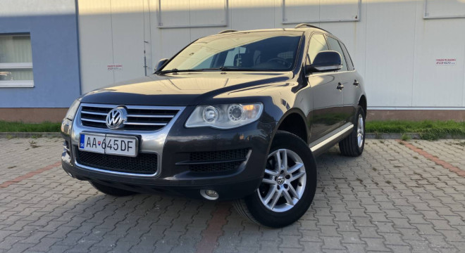 Volkswagen Touareg 2.5TDI 128KW 6st AT 4x4 kúpené SR 2009 ťažné do 3,5t pružinový podvozok