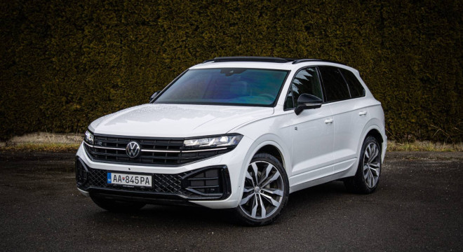 Volkswagen Touareg 3.0 TDI V6 286k R-Line, IQ Light, Pano, Ťažné, Vzduch, Soft-close, DPH