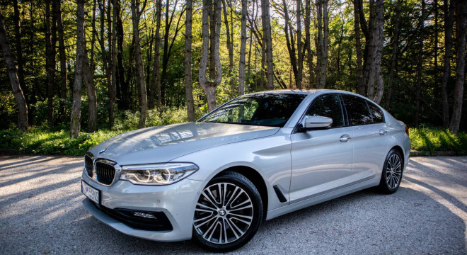 BMW Rad 5 530d xDrive A/T