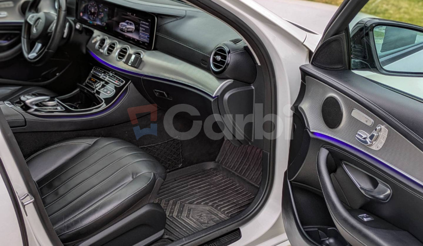 Mercedes-Benz E trieda Kombi 400 4MATIC 3.5 V6 AMG Line, 245kW, A9, 5d.