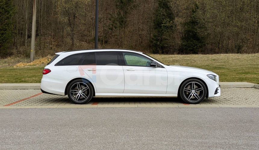 Mercedes-Benz E trieda Kombi 400 4MATIC 3.5 V6 AMG Line, 245kW, A9, 5d.