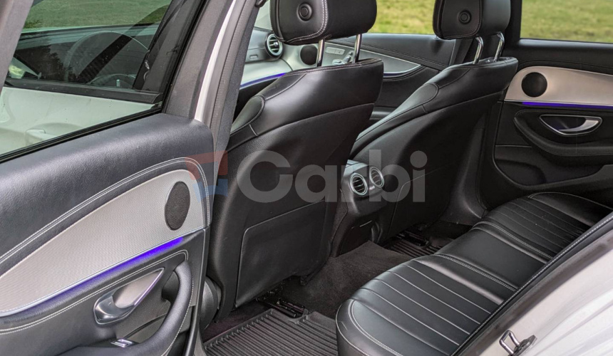Mercedes-Benz E trieda Kombi 400 4MATIC 3.5 V6 AMG Line, 245kW, A9, 5d.