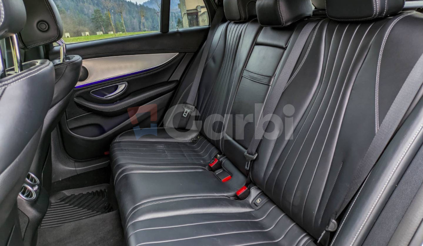 Mercedes-Benz E trieda Kombi 400 4MATIC 3.5 V6 AMG Line, 245kW, A9, 5d.