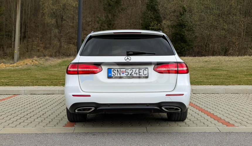 Mercedes-Benz E trieda Kombi 400 4MATIC 3.5 V6 AMG Line, 245kW, A9, 5d.