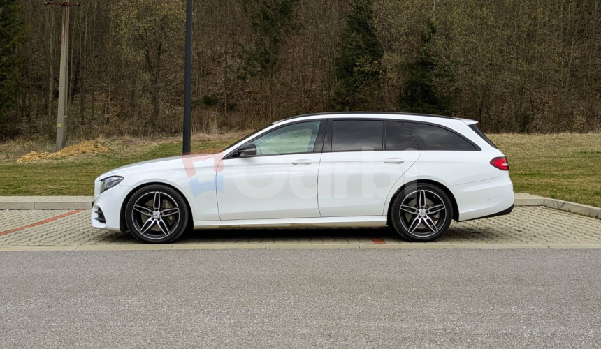 Mercedes-Benz E trieda Kombi 400 4MATIC 3.5 V6 AMG Line, 245kW, A9, 5d.