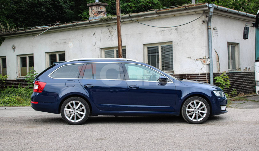 Škoda Octavia Combi 1.4 TSI Elegance DSG
