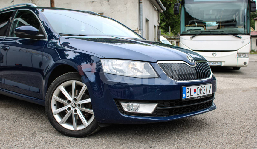 Škoda Octavia Combi 1.4 TSI Elegance DSG
