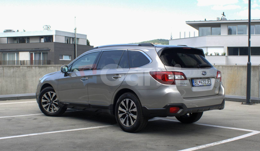 Subaru Outback 2.5i-S Exclusive NAVI CVT