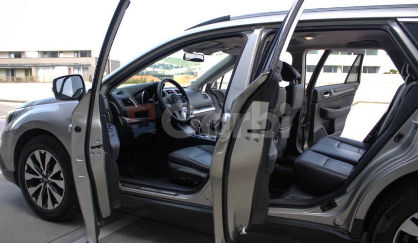 Subaru Outback 2.5i-S Exclusive NAVI CVT