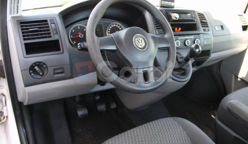 Volkswagen Transporter T5 2.0 TDI 140k LR