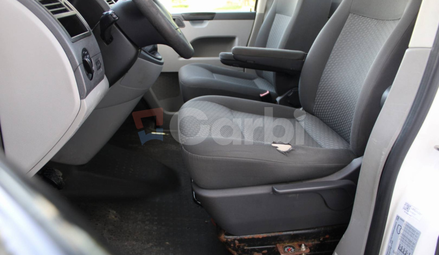 Volkswagen Transporter T5 2.0 TDI 140k LR