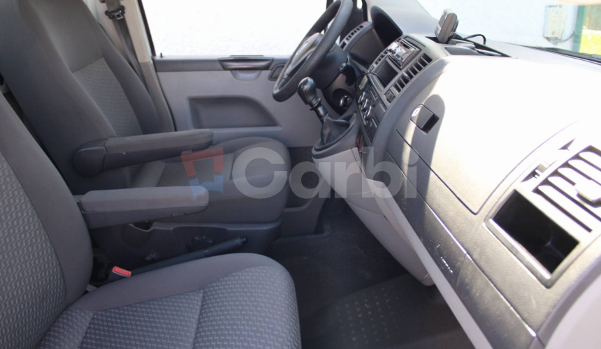 Volkswagen Transporter T5 2.0 TDI 140k LR
