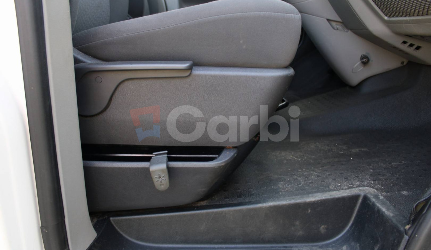 Volkswagen Transporter T5 2.0 TDI 140k LR