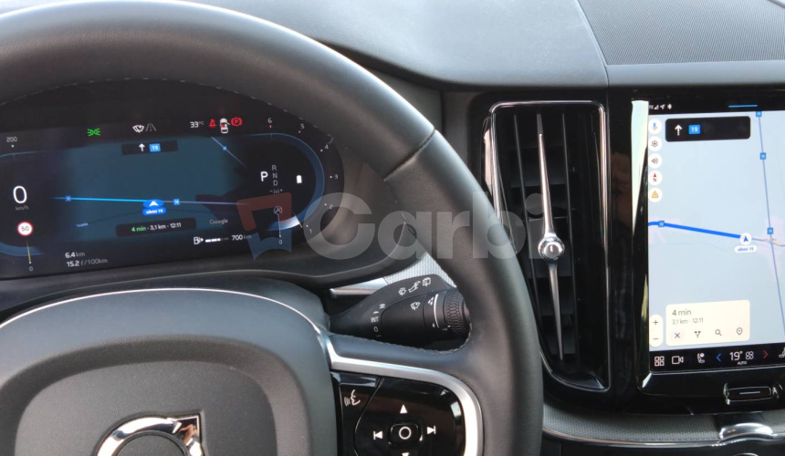 Volvo XC60 2.0 B4 mHEV R-Design A/T