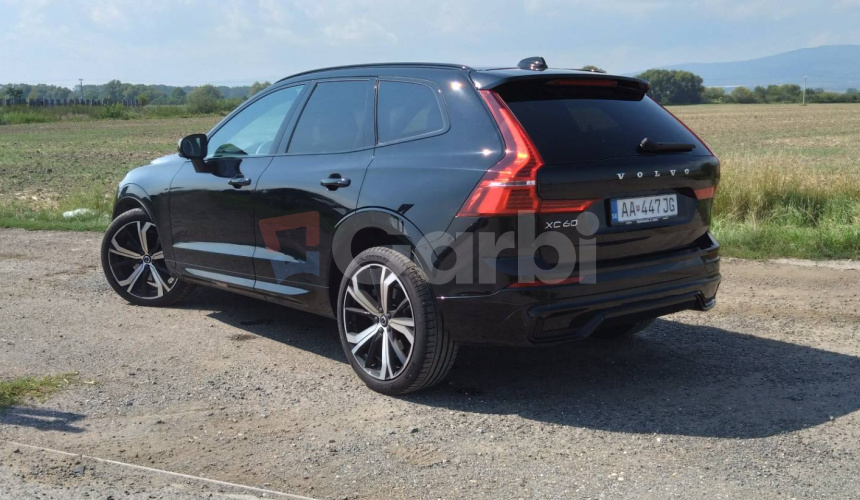 Volvo XC60 2.0 B4 mHEV R-Design A/T