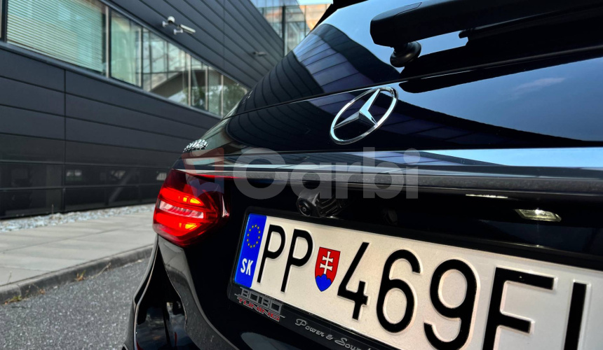 Mercedes-Benz E trieda Kombi 300DE AMG line