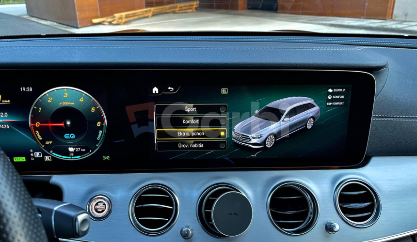 Mercedes-Benz E trieda Kombi 300DE AMG line