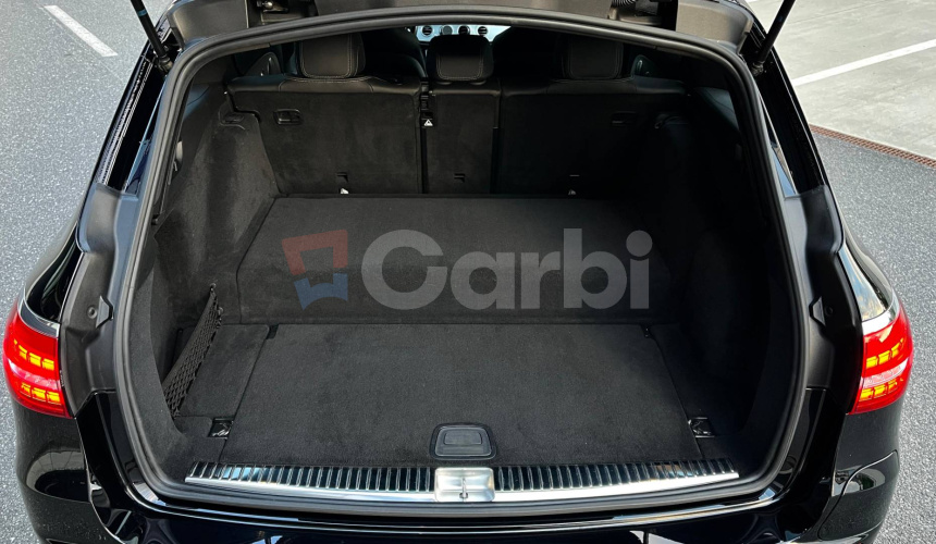 Mercedes-Benz E trieda Kombi 300DE AMG line