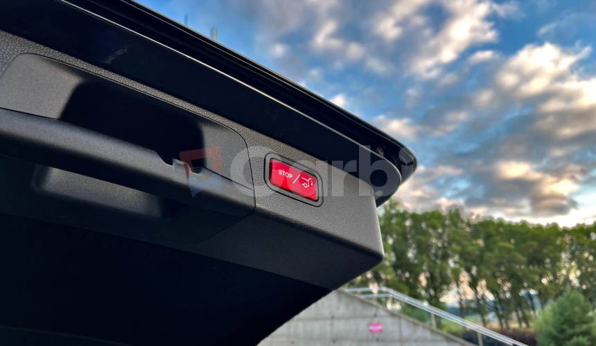 Mercedes-Benz E trieda Kombi 300DE AMG line