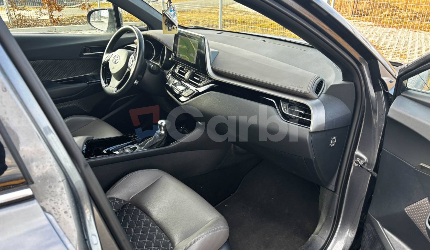 Toyota C-HR 2.0 Hybrid Dynamic Force Executive Best Edition E-CVT