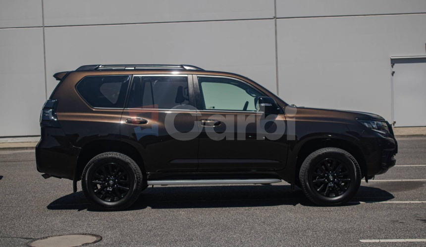 Toyota Land Cruiser 2.8 D-4D 204 Executive A/T 4x4