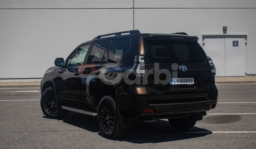 Toyota Land Cruiser 2.8 D-4D 204 Executive A/T 4x4