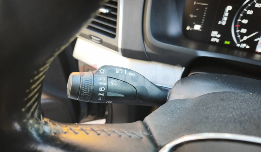 Volvo XC90 XC 90 D4 Drive-E Momentum A/T
