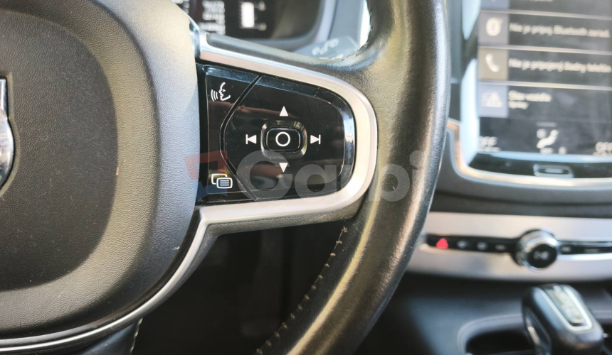 Volvo XC90 XC 90 D4 Drive-E Momentum A/T