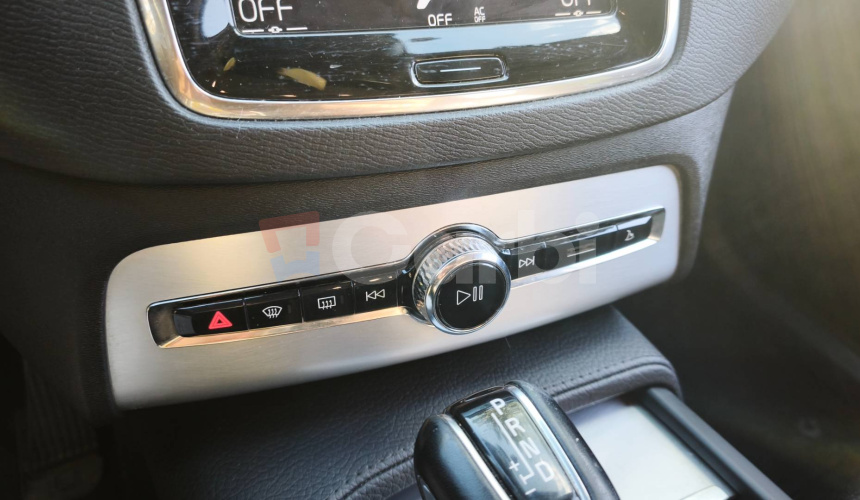 Volvo XC90 XC 90 D4 Drive-E Momentum A/T