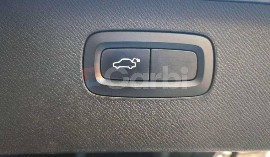 Volvo XC90 XC 90 D4 Drive-E Momentum A/T