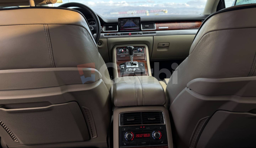 Audi A8 Long 3.0 TDi quattro