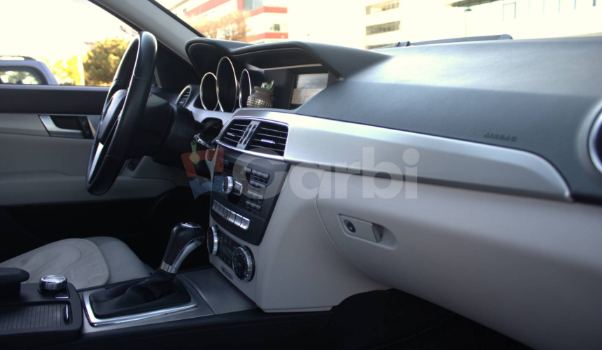 Mercedes-Benz C trieda Kombi 250 CDI BlueEFFICIENCY Elegance 4matic A/T